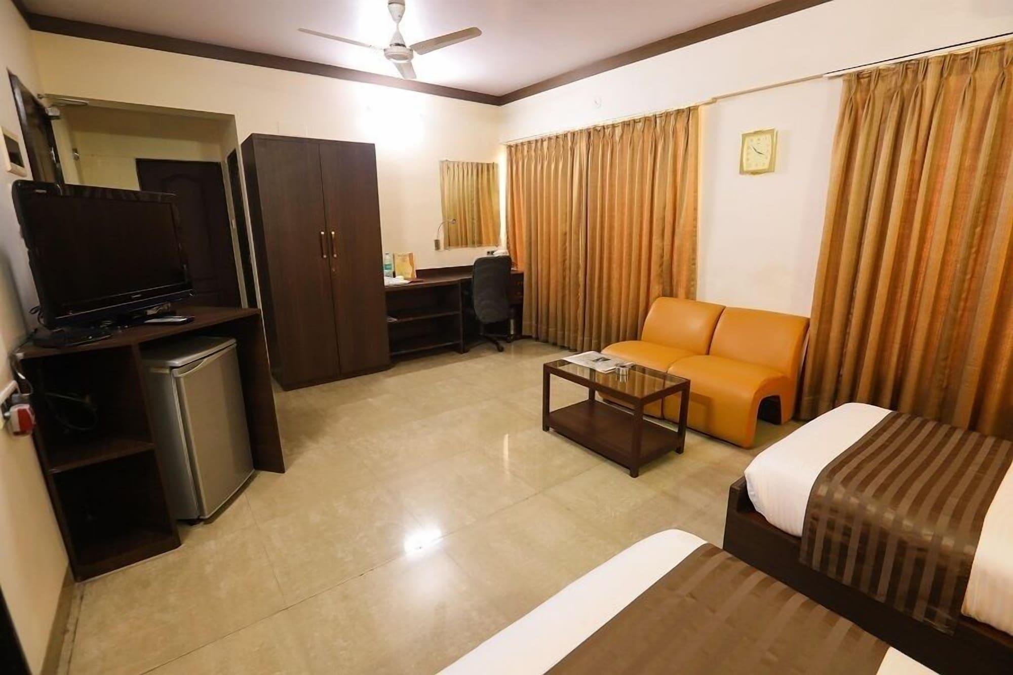 Jyoti Dwelling Hotel Mumbai Exterior photo