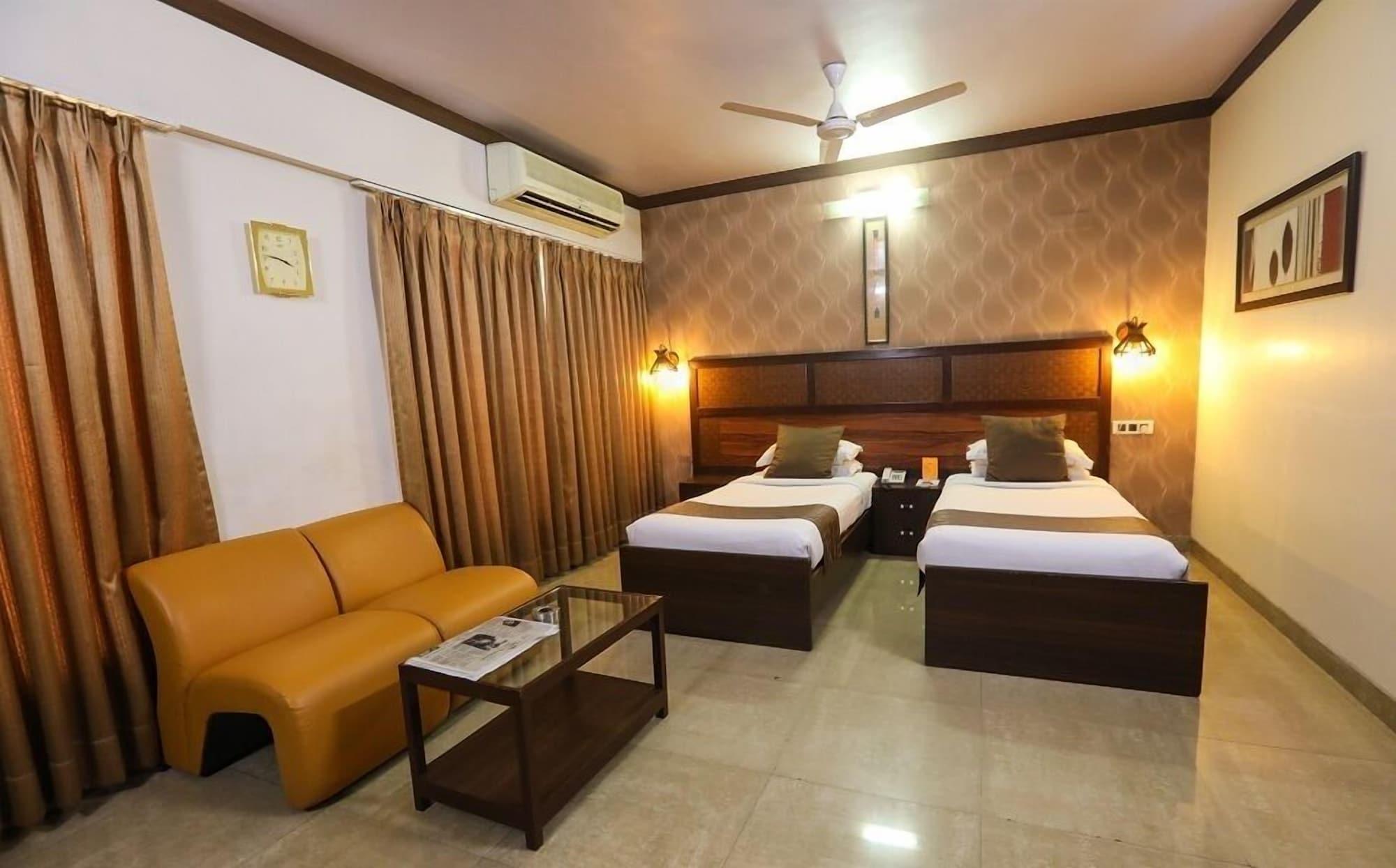 Jyoti Dwelling Hotel Mumbai Exterior photo