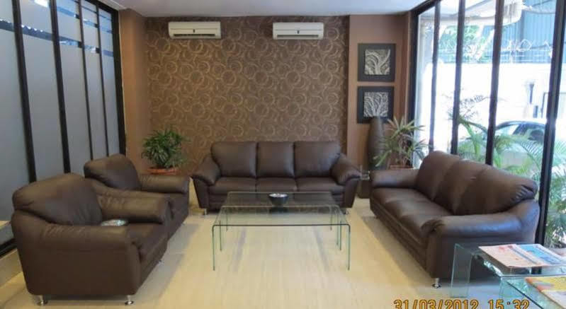 Jyoti Dwelling Hotel Mumbai Exterior photo