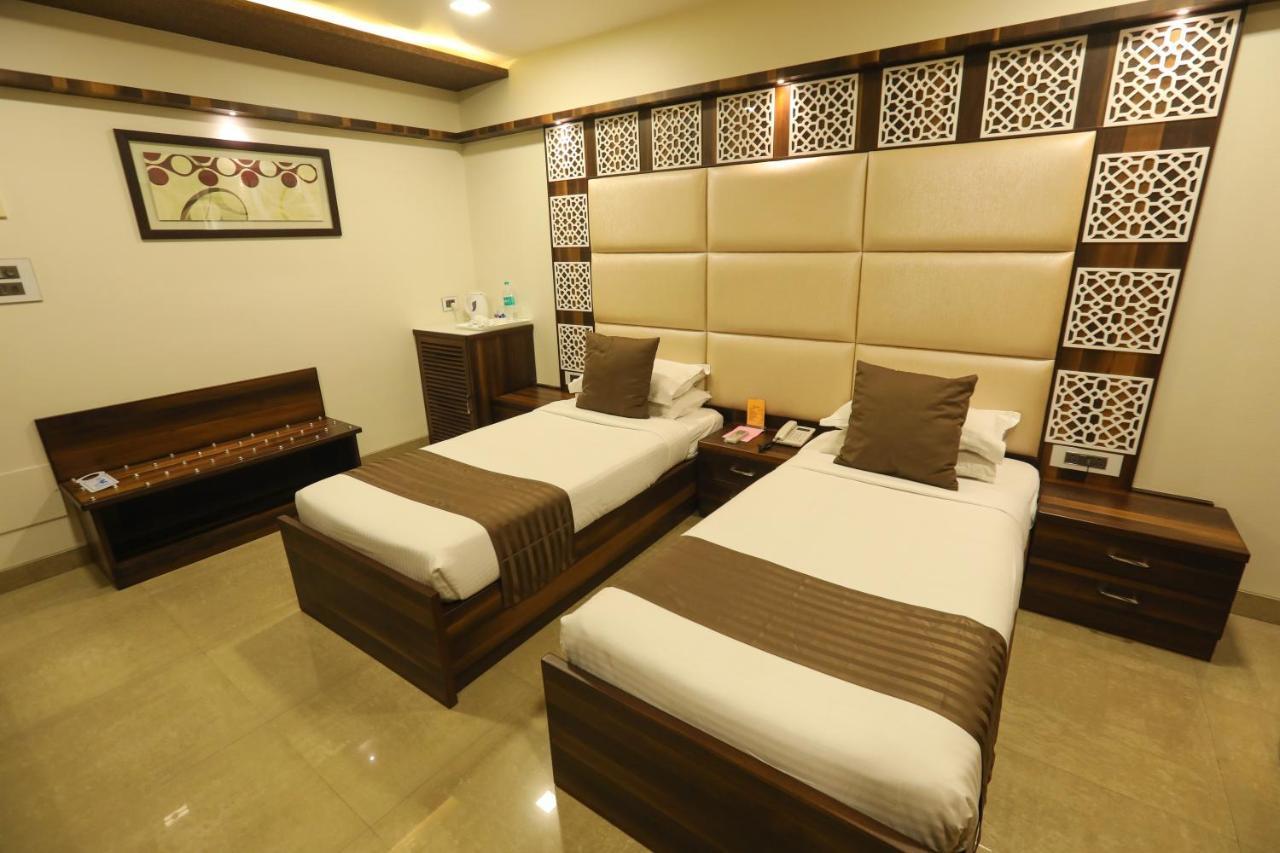Jyoti Dwelling Hotel Mumbai Exterior photo