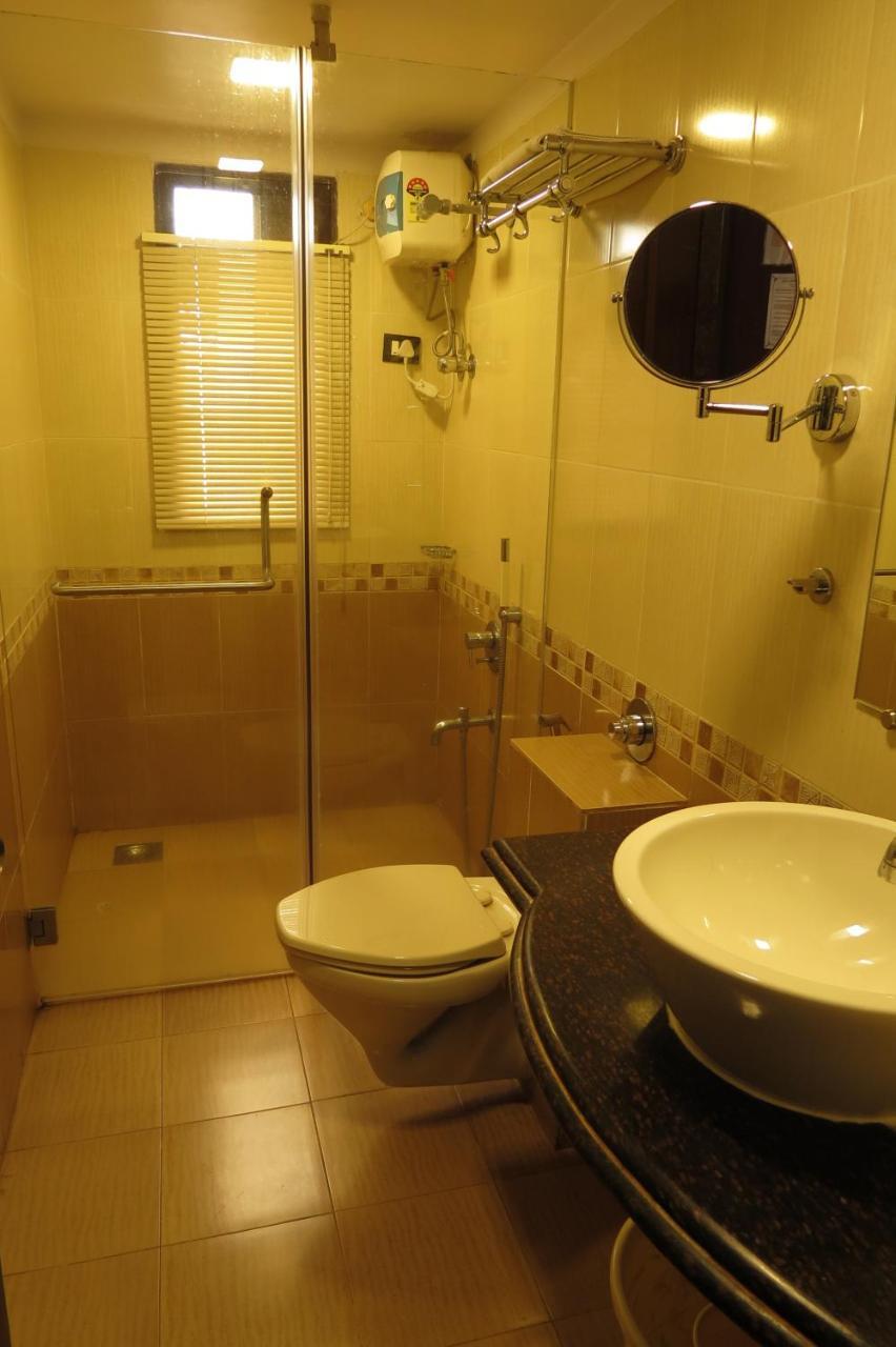Jyoti Dwelling Hotel Mumbai Exterior photo